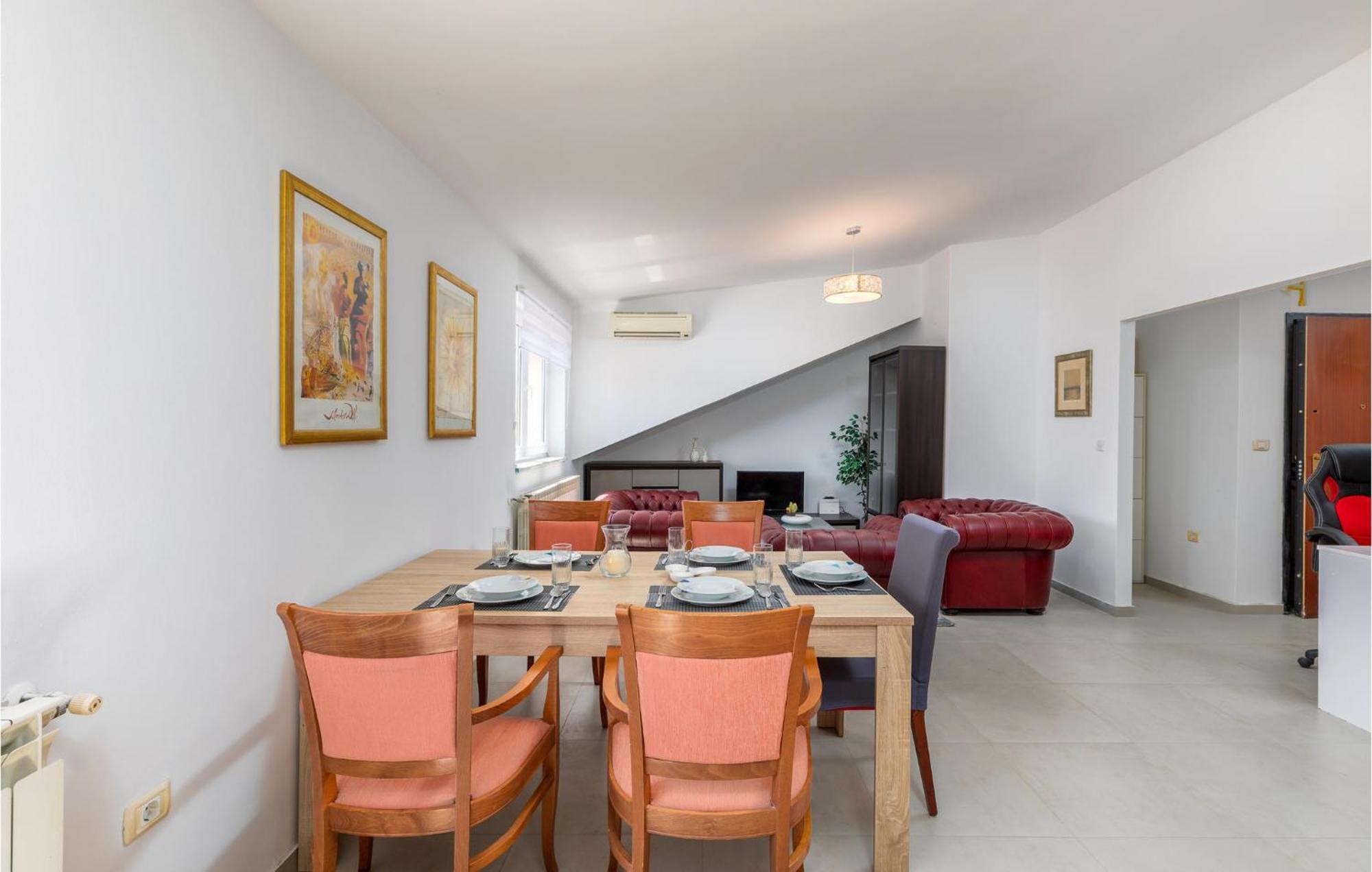 Awesome Apartment In Pula With Wifi Extérieur photo